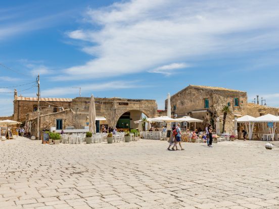 Marzamemi, piazza Regina Margherita